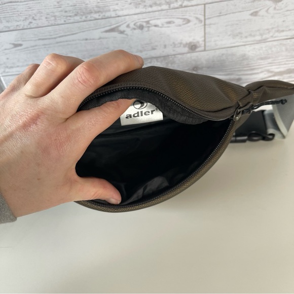 Adler Leather Brown Belt Bag Travel - Picture 7 of 8